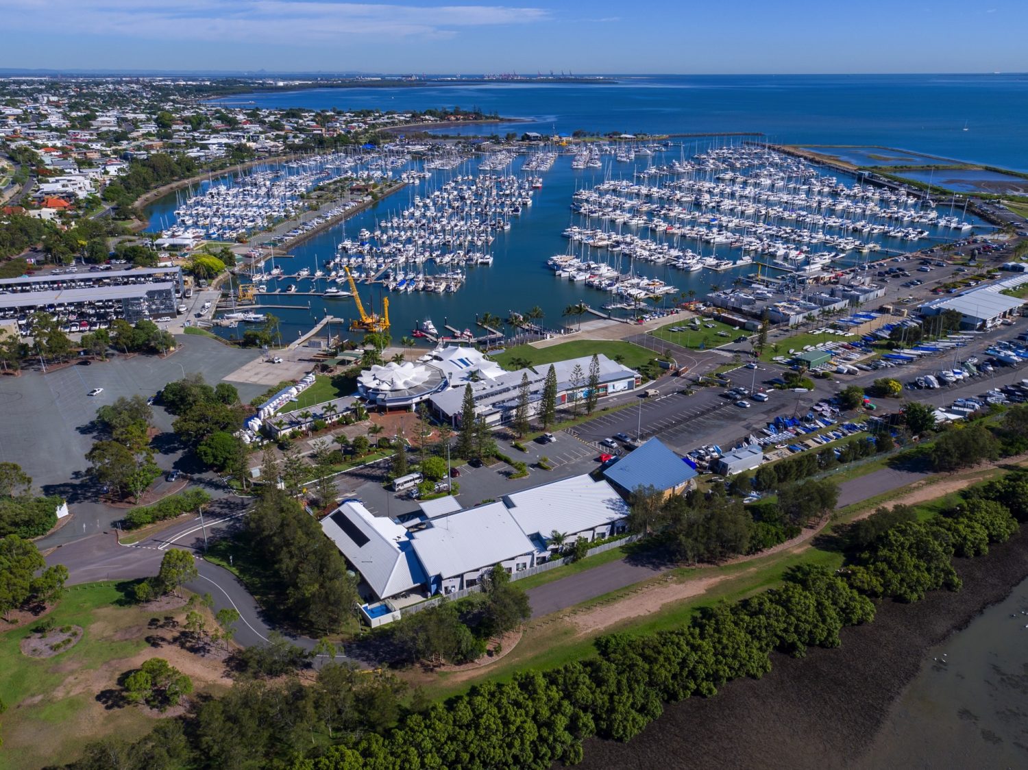 royal queensland yacht squadron accommodation